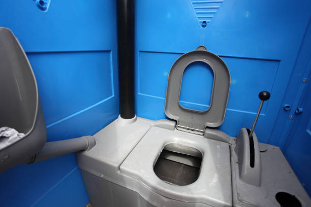 Affordable portable toilet rental in Loyal, WI