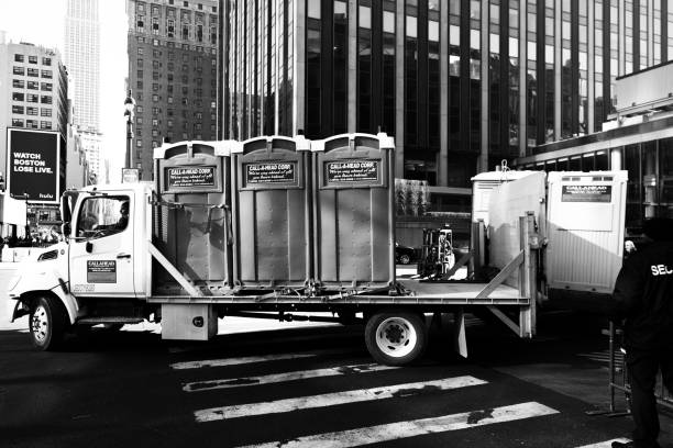 Best Best portable toilet rental  in Loyal, WI